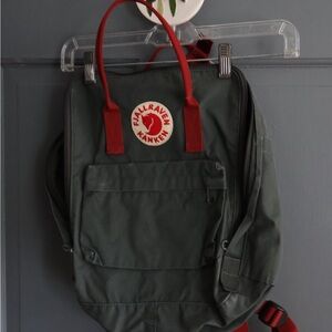 Kånken Green Backpack